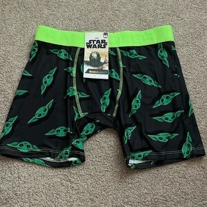 “Crazy Boxer: Star Wars Mandalorian size medium”